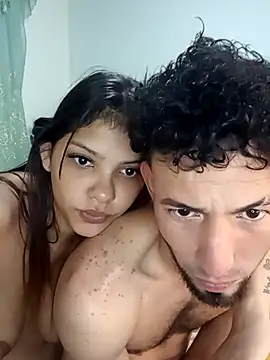 Snapshot of LunaAndOrion chatting on October 1, 2025, 6:47 pm LunaAndOrion online show from October 1, 2025, 6:47 pm