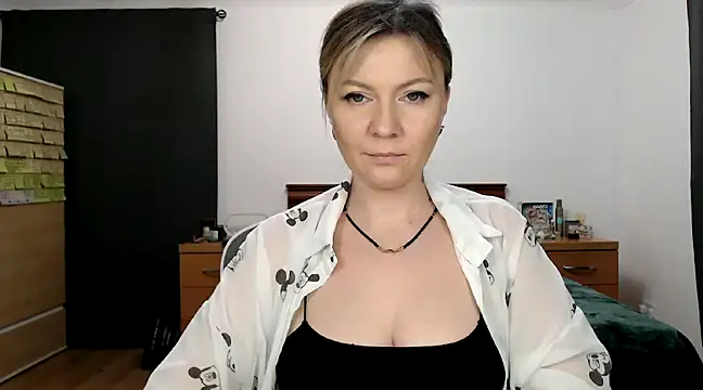 ParadiseAlina online show from January 30, 2025, 7:04 pm