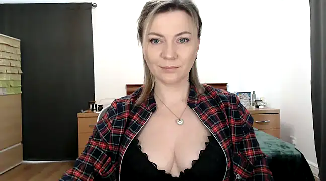 ParadiseAlina online show from February 4, 2025, 2:53 pm