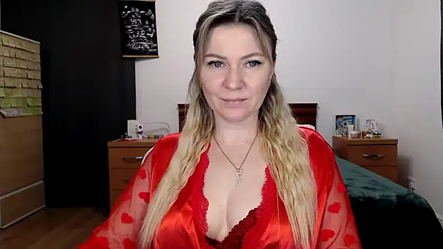 Snapshot of ParadiseAlina chatting on February 17, 2026, 7:42 pm ParadiseAlina online show from February 17, 2026, 7:42 pm