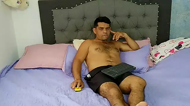 Nicolletorres2 online show from November 27, 2025, 8:00 pm