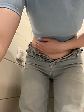 Cumonmme online show from January 31, 2026, 8:07 pm