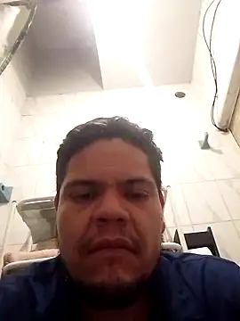 Snapshot of Maniakone chatting on October 21, 2025, 1:06 am Maniakone online show from October 21, 2025, 1:06 am