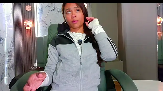 Kristall 06 online show from November 23, 2025, 2:33 am