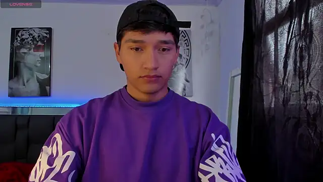 mateo-Esposito online show from October 26, 2025, 4:57 pm