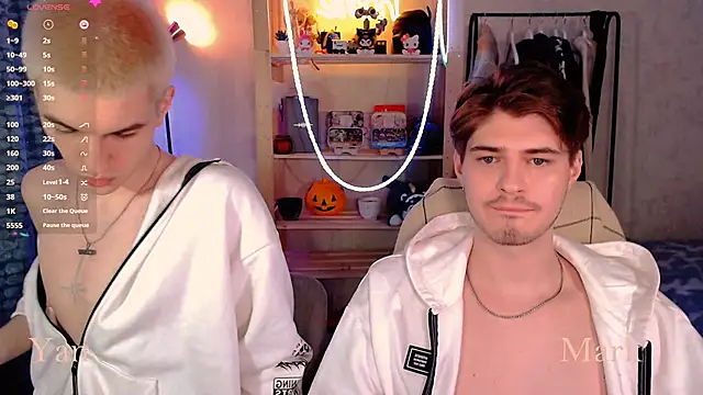 itsyanbb online show from April 4, 2026, 3:42 pm