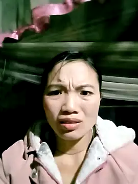 ngan-cute online show from December 20, 2025, 1:02 am