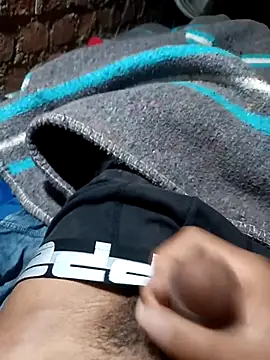 EMERKITHO 20 R online show from October 3, 2025, 2:25 pm