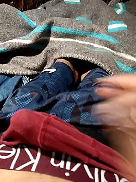 EMERKITHO 20 R online show from October 27, 2025, 1:37 pm