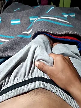 EMERKITHO 20 R online show from November 5, 2025, 1:44 pm