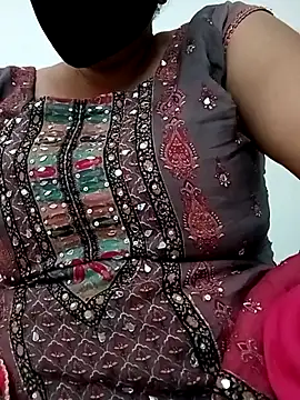 Rakhi sawant143 online show from September 27, 2025, 7:24 am