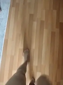 Snapshot of fgcgbbbvv chatting on February 19, 2026, 10:00 am fgcgbbbvv online show from February 19, 2026, 10:00 am