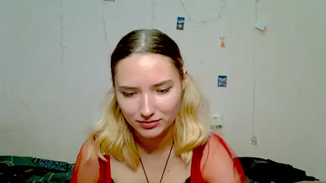  kikiclark   online show from September 26, 2025, 8:35 pm