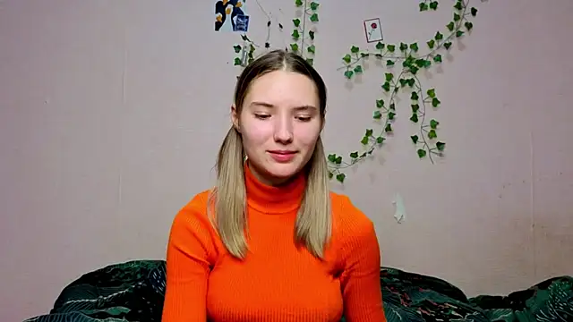  kikiclark   online show from December 19, 2025, 8:49 pm