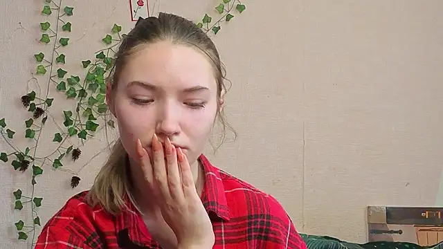  kikiclark   online show from February 27, 2026, 9:09 am