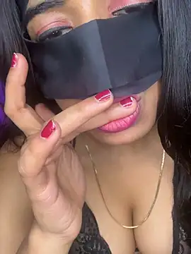 DesiSexyMonika online show from April 15, 2026, 7:58 pm