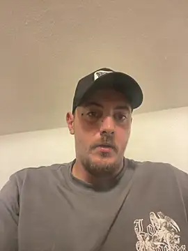 DaNNyeL016 online show from June 6, 2026, 1:43 am