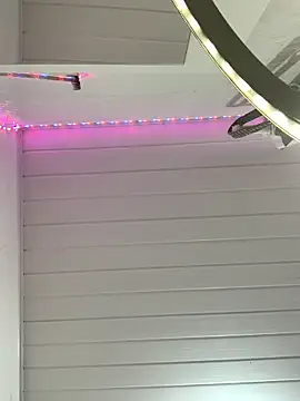 luluzinhax online show from January 16, 2026, 5:22 am