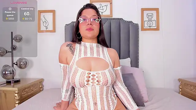 NebulaSin online show from October 18, 2025, 7:36 pm