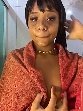 SereiaHott online show from November 10, 2025, 9:03 pm