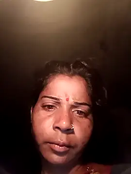 Snapshot of Hot_era chatting on September 21, 2025, 10:33 pm Hot era online show from September 21, 2025, 10:33 pm