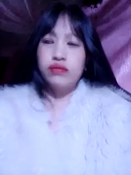 Snapshot of VanGau031694 chatting on December 15, 2025, 6:28 am VanGau031694 online show from December 15, 2025, 6:28 am