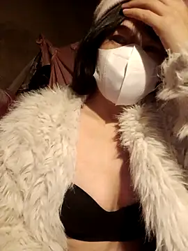 Snapshot of VanGau031694 chatting on January 12, 2026, 12:05 am VanGau031694 online show from January 12, 2026, 12:05 am