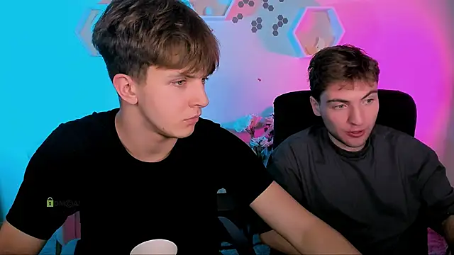 Snapshot of travis_wolf_ chatting on December 4, 2025, 7:55 pm travis wolf online show from December 4, 2025, 7:55 pm