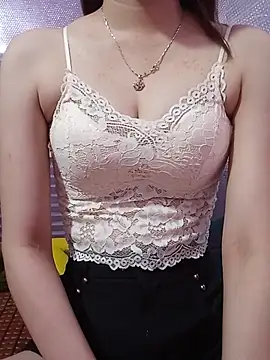 CherryBeii online show from May 15, 2026, 11:45 pm