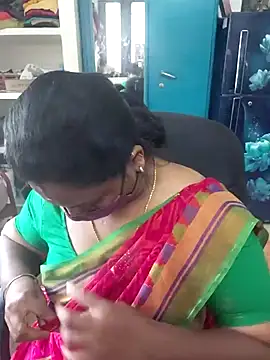 Tamil Kavitha10 online show from December 23, 2025, 7:39 am