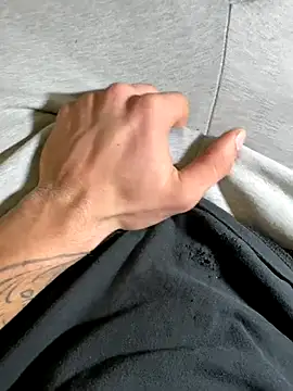 Snapshot of 420boy__ chatting on October 7, 2025, 7:22 pm 420boy   online show from October 7, 2025, 7:22 pm