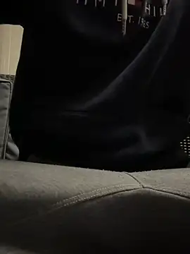 Snapshot of 420boy__ chatting on October 9, 2025, 9:13 pm 420boy   online show from October 9, 2025, 9:13 pm