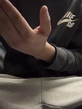 Snapshot of 420boy__ chatting on October 21, 2025, 9:26 pm 420boy   online show from October 21, 2025, 9:26 pm