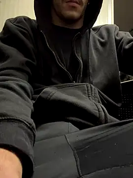 Snapshot of 420boy__ chatting on October 29, 2025, 9:27 pm 420boy   online show from October 29, 2025, 9:27 pm