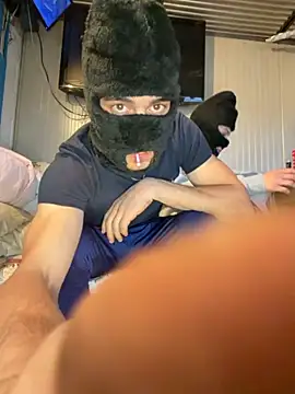 420boy   online show from May 15, 2026, 5:31 pm