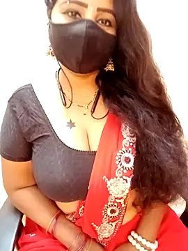 Snapshot of tamil_Vennila chatting on February 3, 2026, 9:14 am tamil Vennila online show from February 3, 2026, 9:14 am