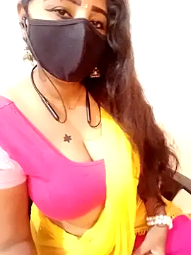 Snapshot of tamil_Vennila chatting on February 10, 2026, 9:35 am tamil Vennila online show from February 10, 2026, 9:35 am