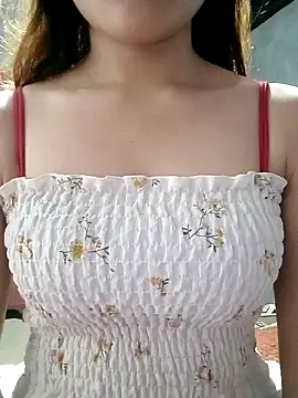 mymy06 online show from April 16, 2026, 11:22 am