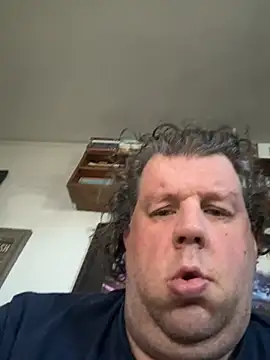 Stephanie1984 online show from April 10, 2026, 5:39 pm