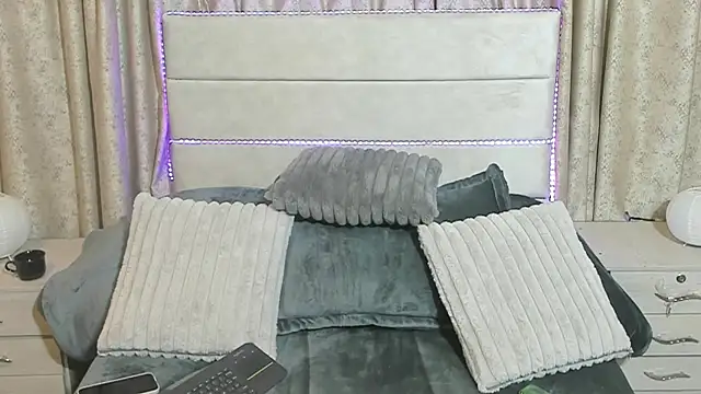 incognyta online show from October 31, 2025, 2:18 pm