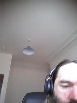 Ukhertsm online show from November 5, 2025, 3:12 pm