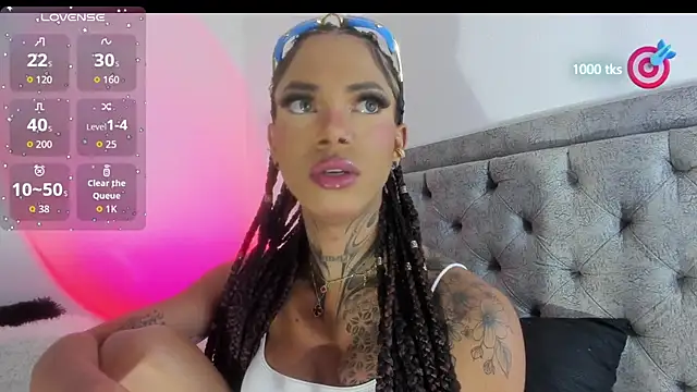 michell danna online show from September 25, 2025, 1:53 am