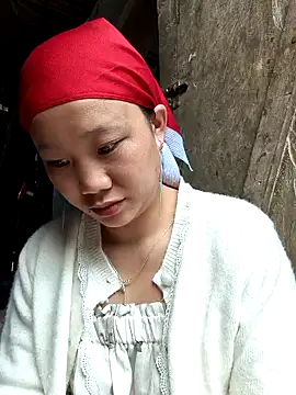 liu-liusexy online show from April 11, 2026, 11:42 pm