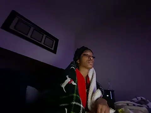 Snapshot of Brooke012 chatting on February 25, 2026, 10:03 am Brooke012 online show from February 25, 2026, 10:03 am