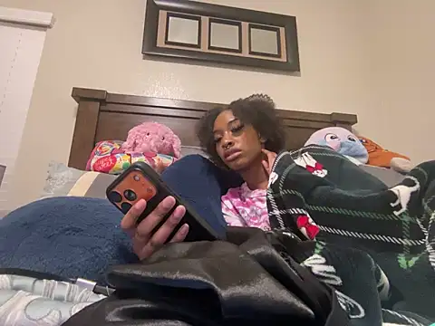 Snapshot of Brooke012 chatting on March 3, 2026, 2:50 am Brooke012 online show from March 3, 2026, 2:50 am