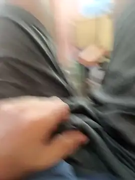 Snapshot of Deshi_hot_boy chatting on September 25, 2025, 8:40 am Deshi hot boy online show from September 25, 2025, 8:40 am