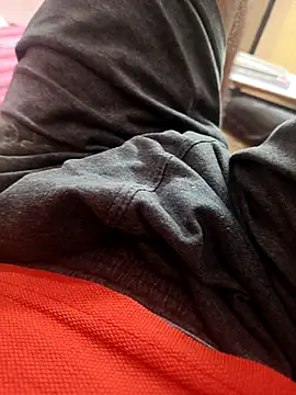 Snapshot of Deshi_hot_boy chatting on October 2, 2025, 5:14 am Deshi hot boy online show from October 2, 2025, 5:14 am