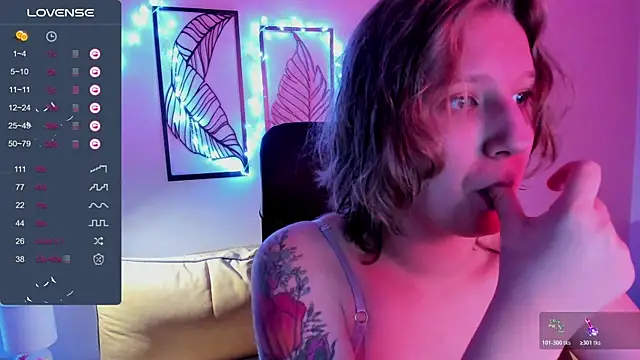 Snapshot of Hailey_Foxy chatting on November 14, 2025, 8:57 am Hailey Foxy online show from November 14, 2025, 8:57 am