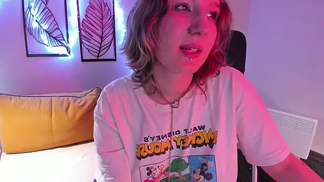 Snapshot of Hailey_Foxy chatting on November 28, 2025, 9:56 am Hailey Foxy online show from November 28, 2025, 9:56 am