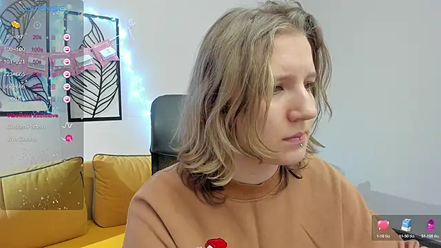 Snapshot of Hailey_Foxy chatting on January 14, 2026, 11:49 am Hailey Foxy online show from January 14, 2026, 11:49 am